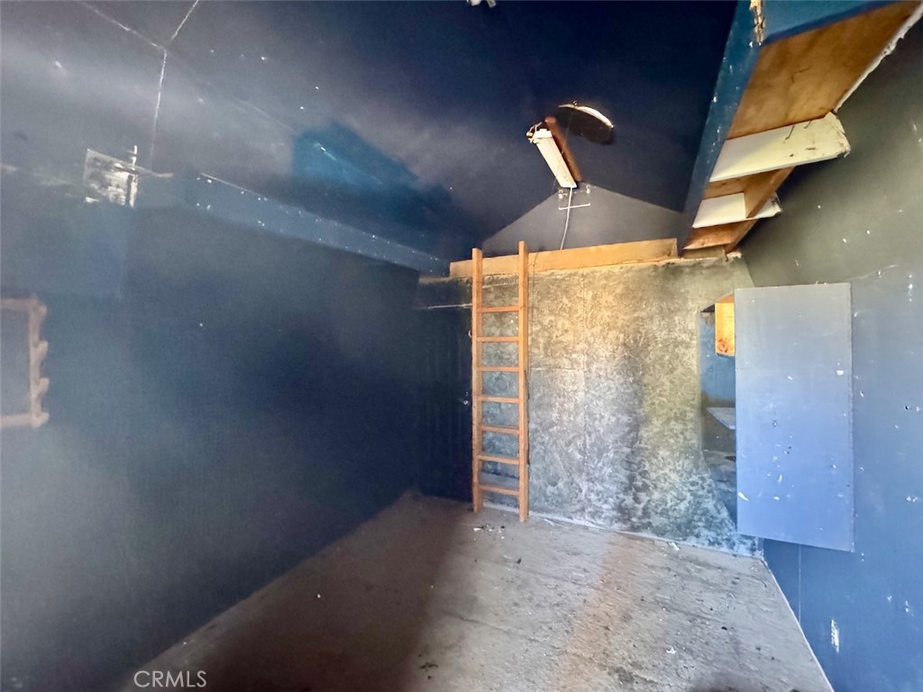 1232 N Minteer Street