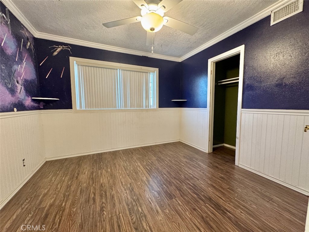 1232 N Minteer Street