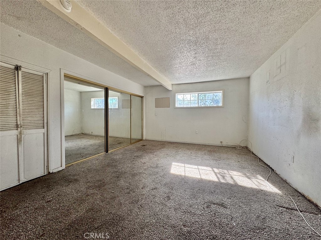 1232 N Minteer Street