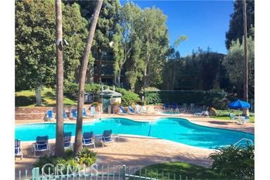 564 N Bellflower Boulevard 111