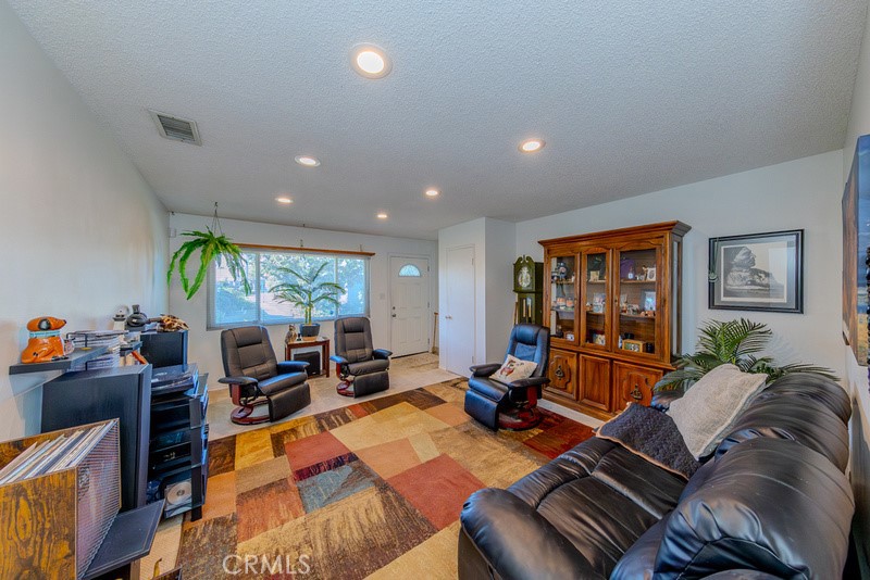 2034 E Santa Clara Avenue D4