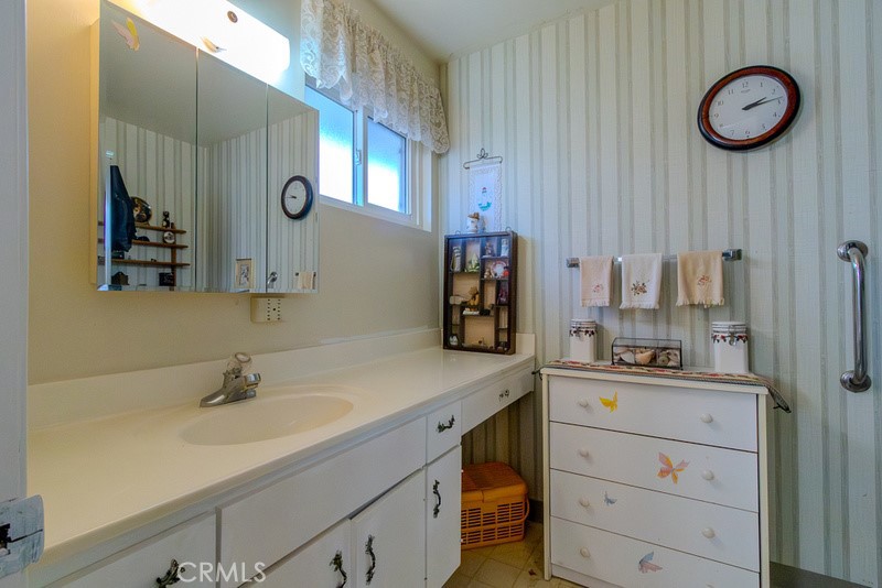 2034 E Santa Clara Avenue D4