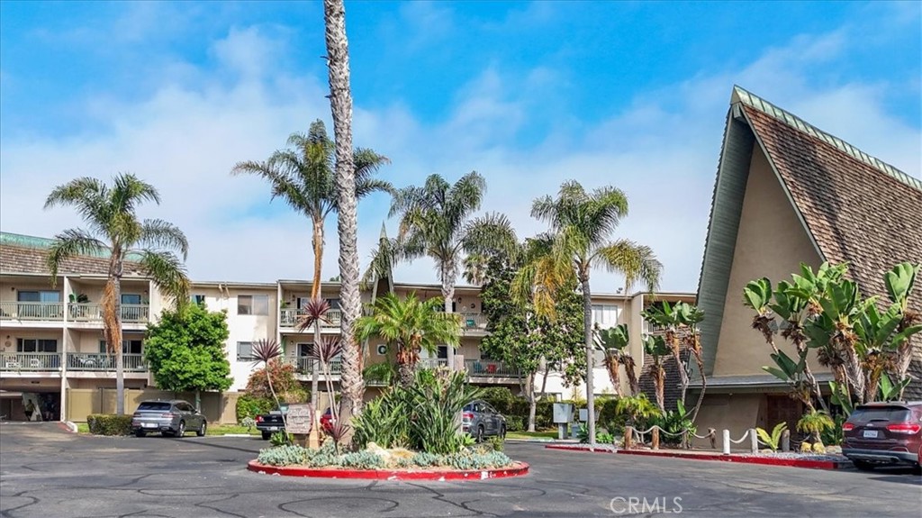 4444 W Point Loma Boulevard 2