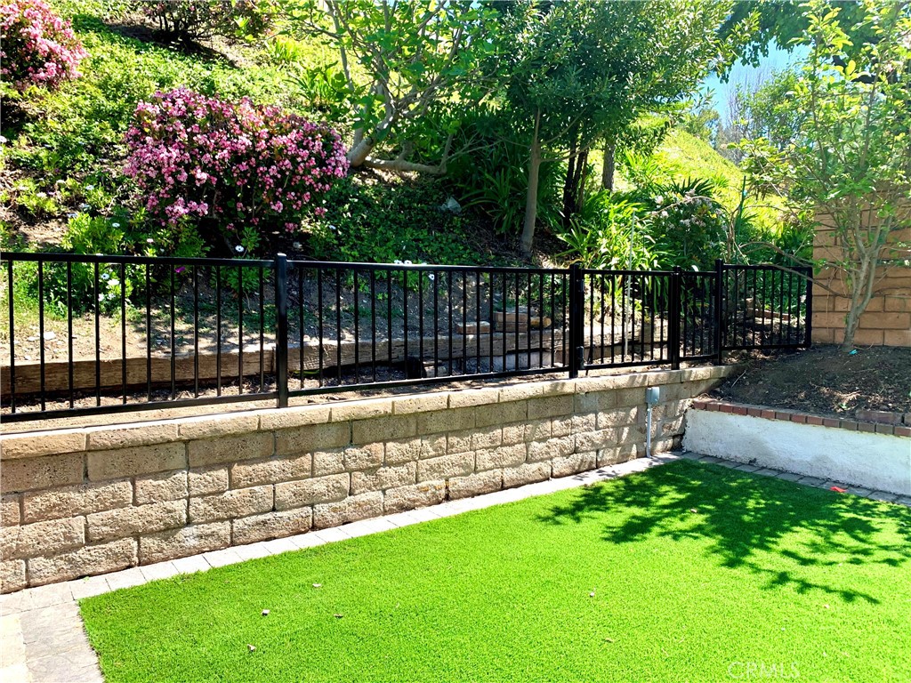 6648 E Leafwood Drive