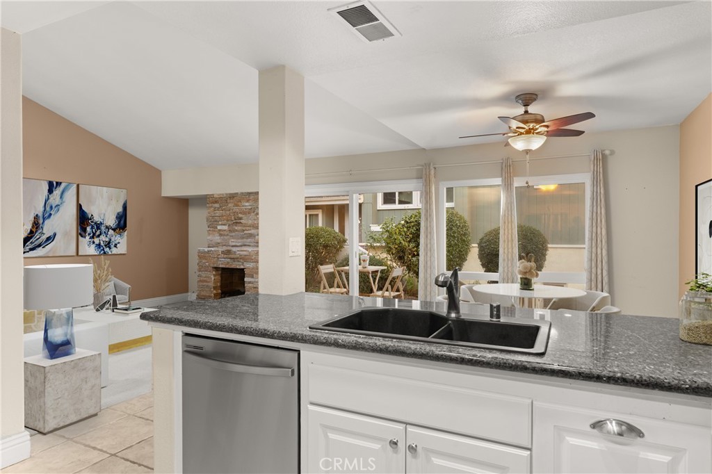 3405 Meadow Brook 35