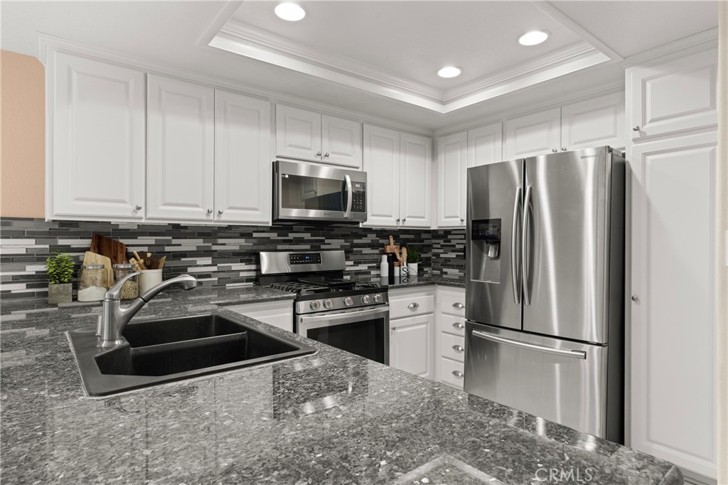 3405 Meadow Brook 35