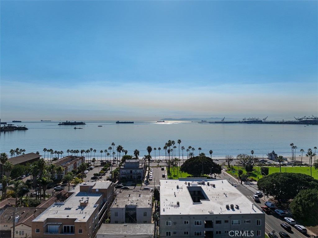 2121 E 1st Street 303