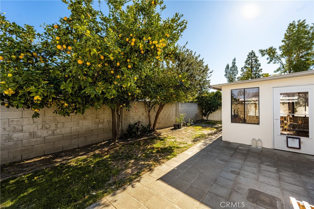 1828 N Symphony Street