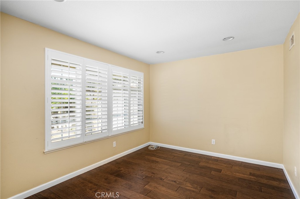 1828 N Symphony Street