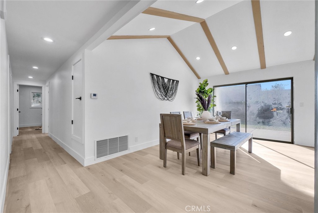 4108 E Fernwood Avenue