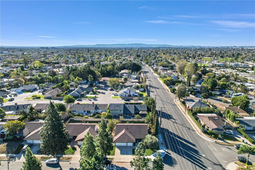 4108 E Fernwood Avenue