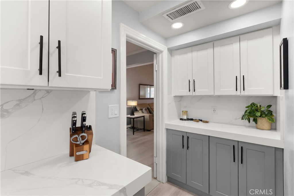 1880 N Boisseranc Way