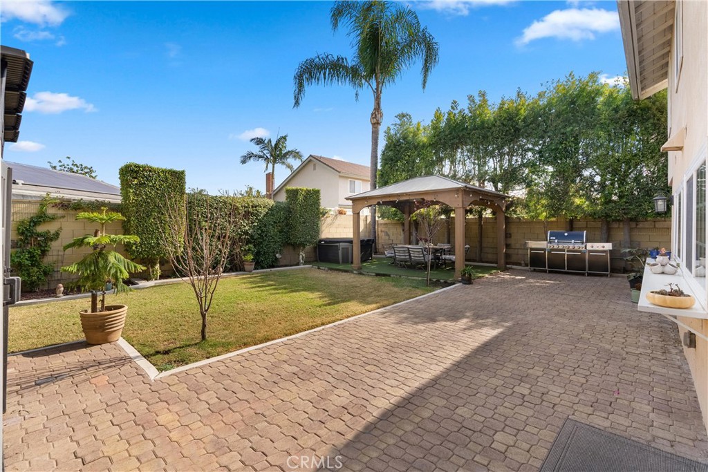 1880 N Boisseranc Way