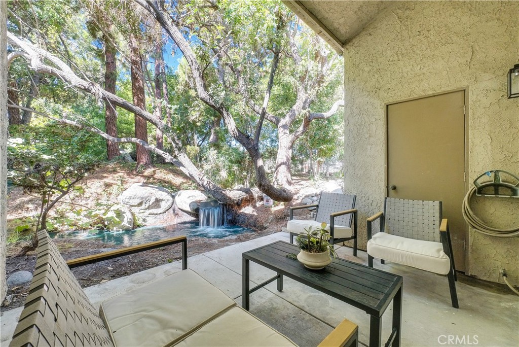 4900 80 E Chapman Ave 80