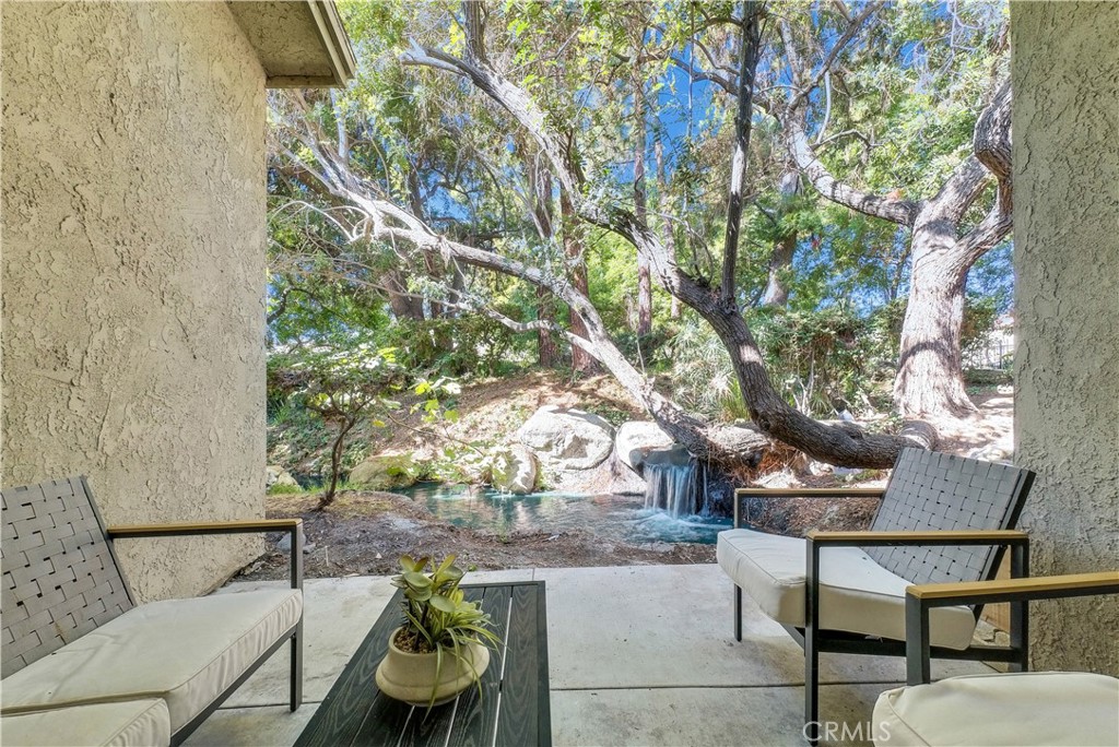 4900 80 E Chapman Ave 80