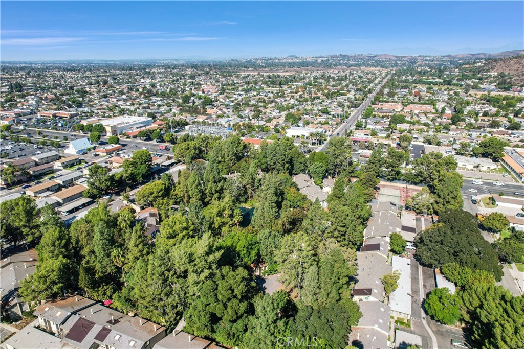 4900 80 E Chapman Ave 80