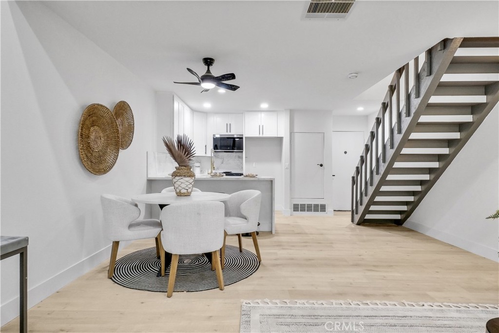 4900 80 E Chapman Ave 80