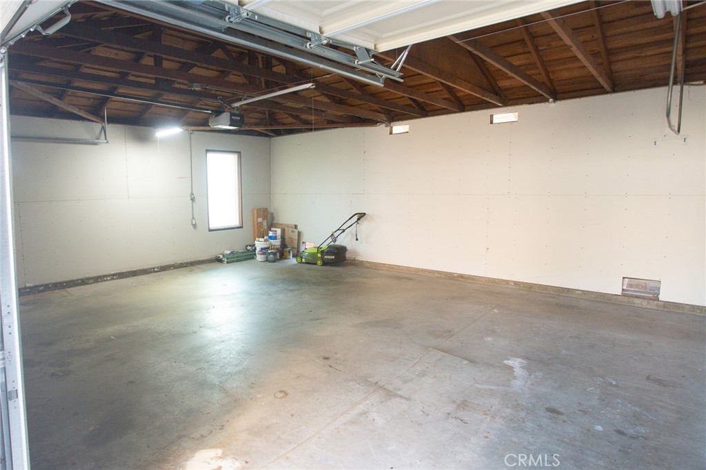 17509 Graystone Avenue