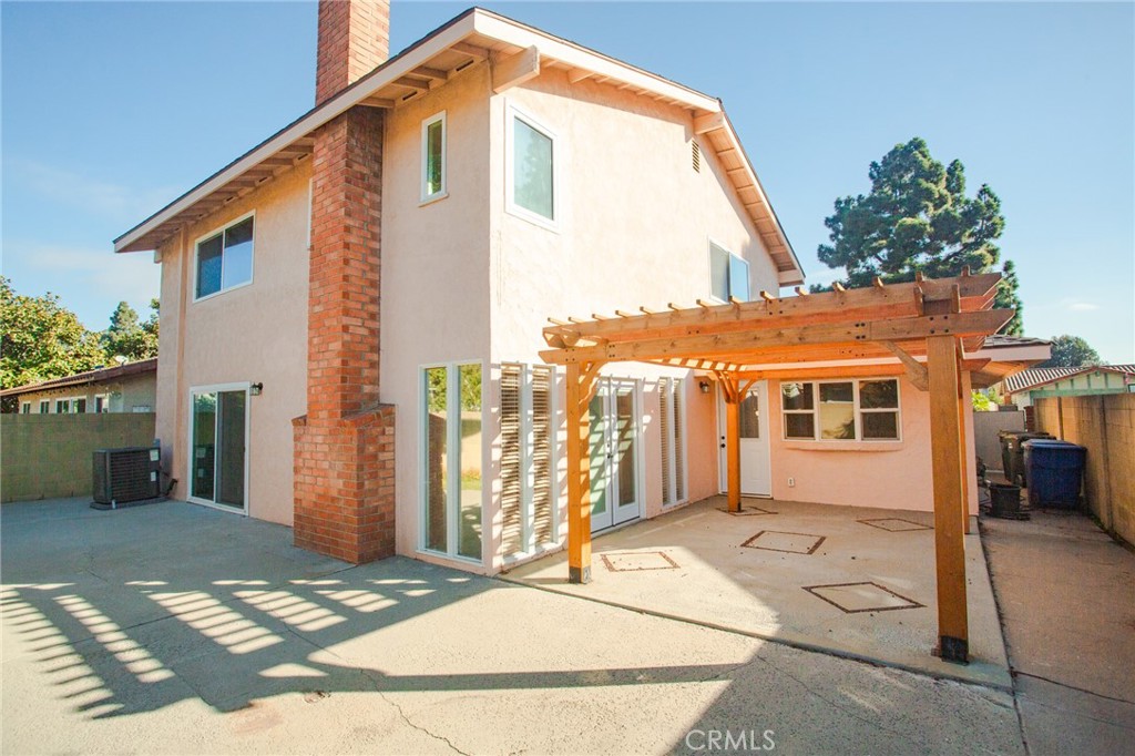 17509 Graystone Avenue