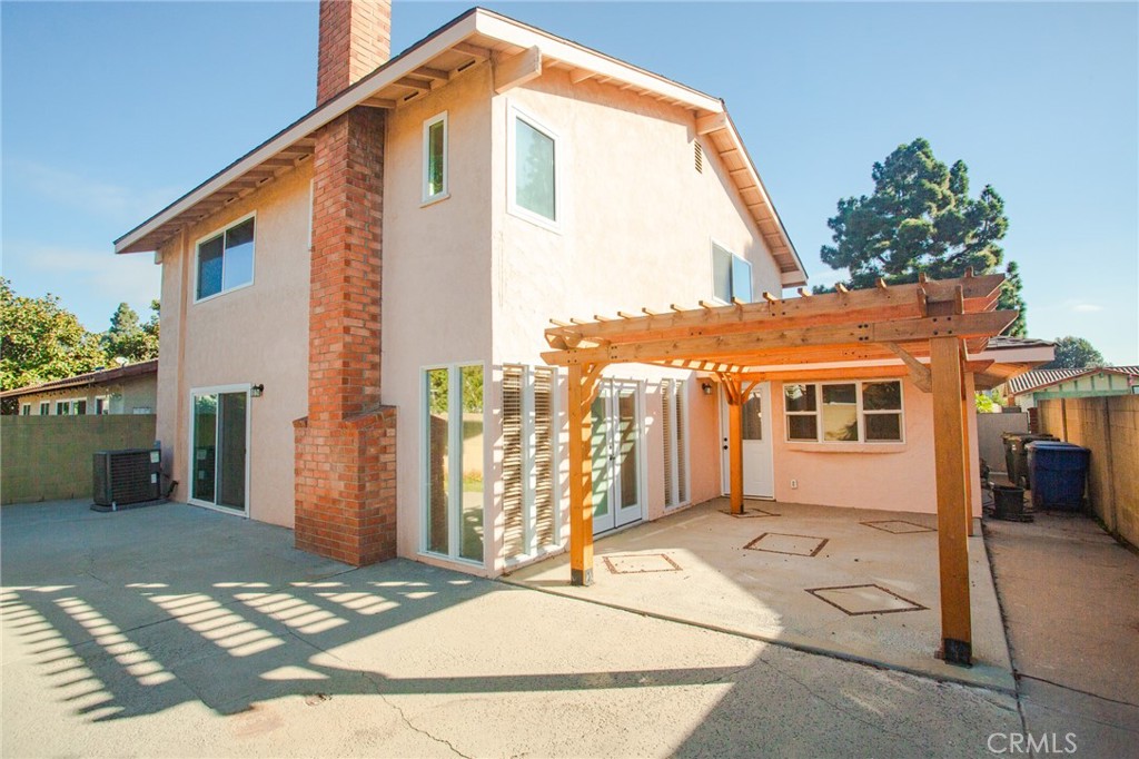 17509 Graystone Avenue