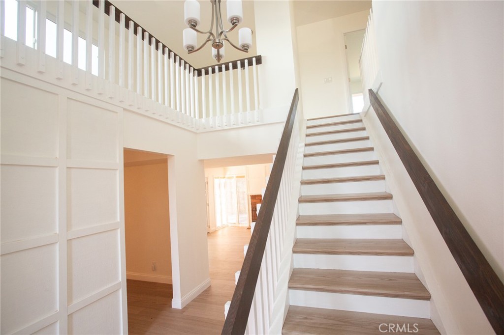 17509 Graystone Avenue