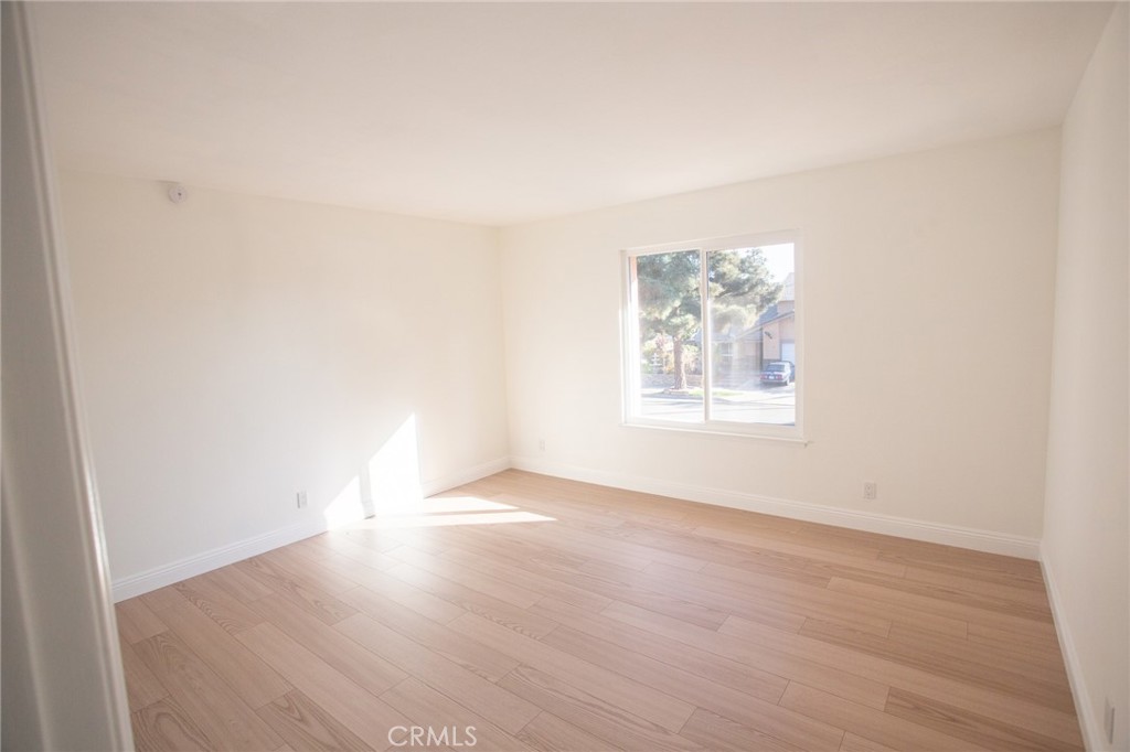 17509 Graystone Avenue