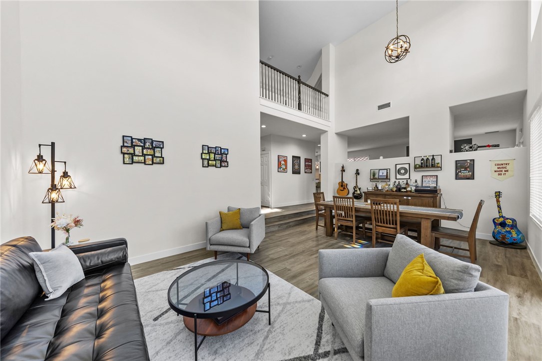 7229 E. Villanueva Dr.