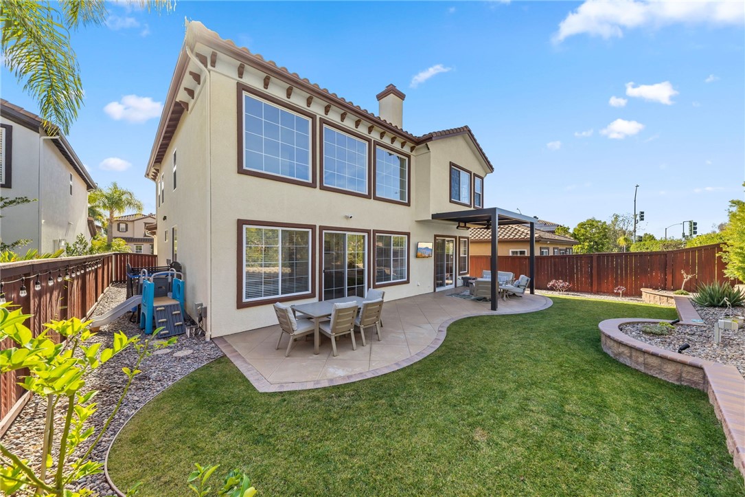 7229 E. Villanueva Dr.