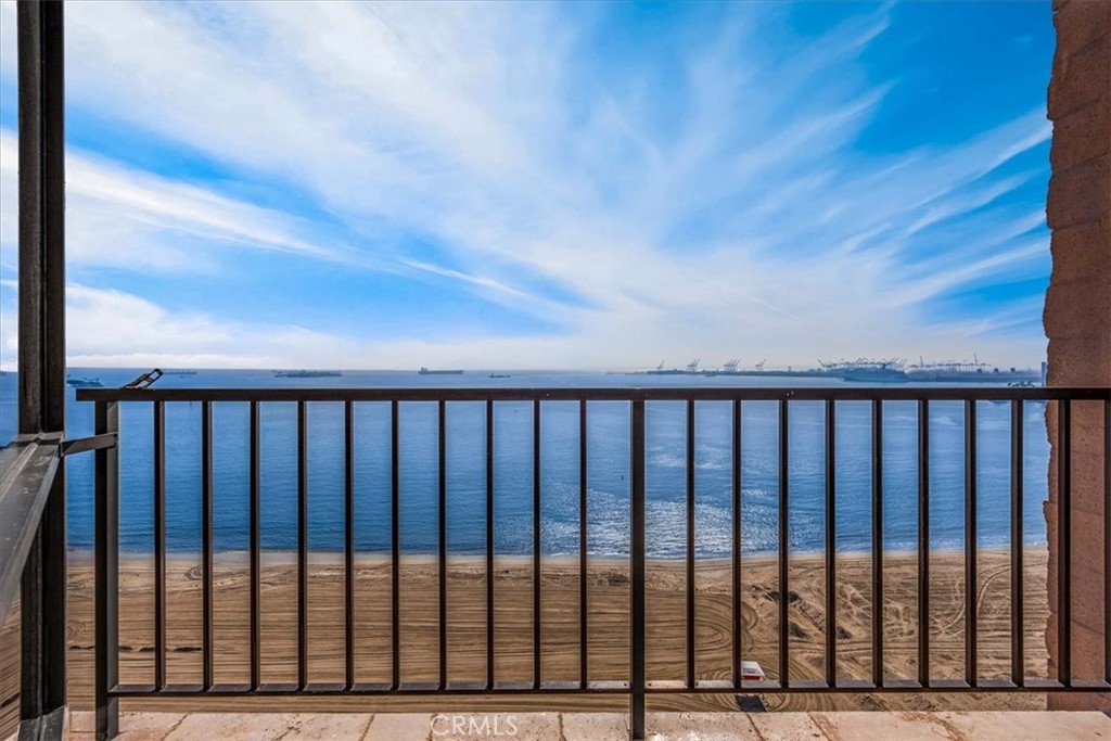 1750 E Ocean Boulevard 1510