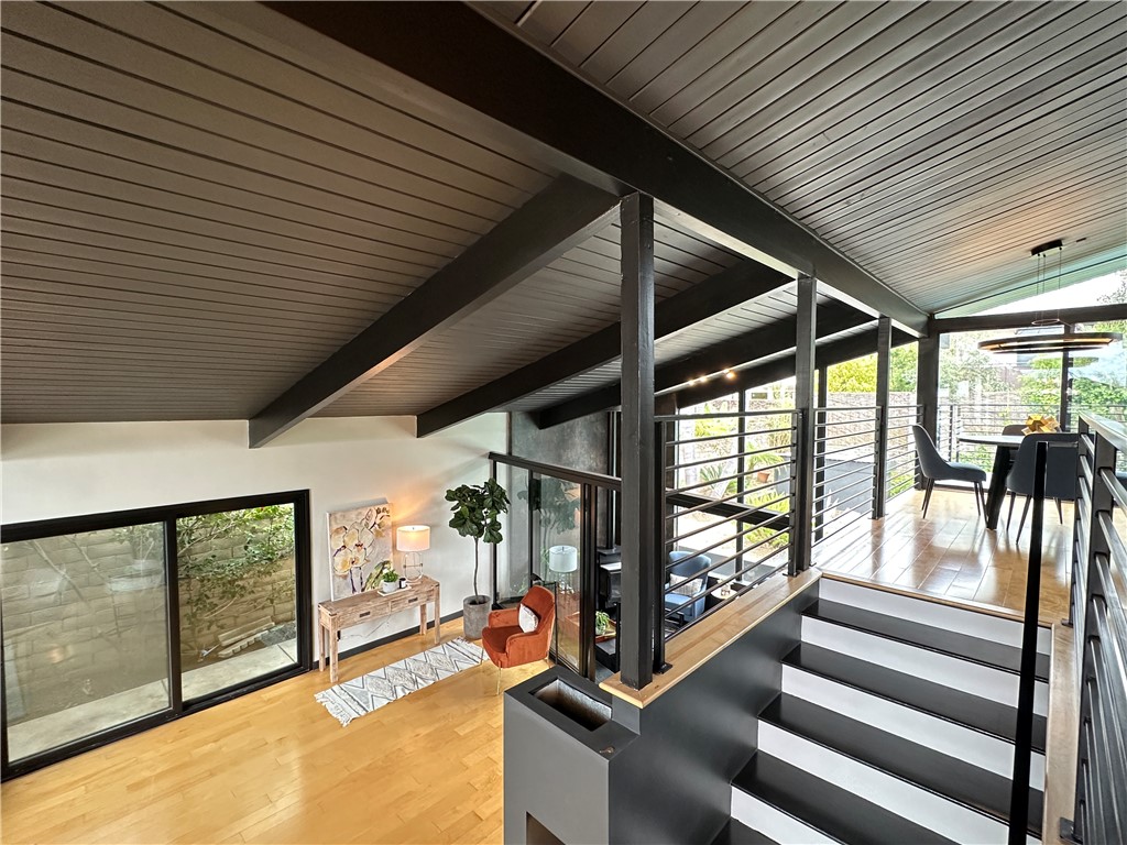 1420 Crestview Avenue