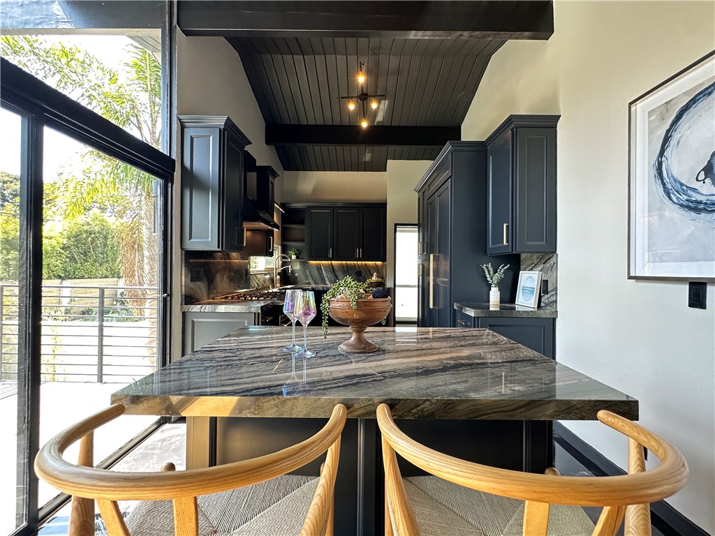 1420 Crestview Avenue