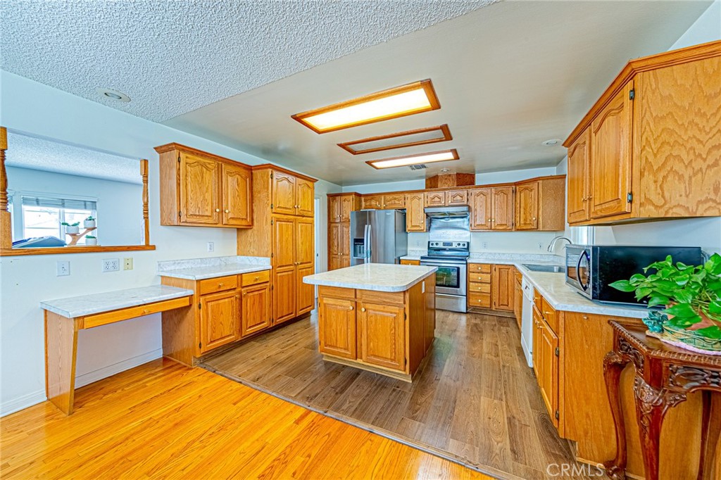 13234 Fonseca Avenue