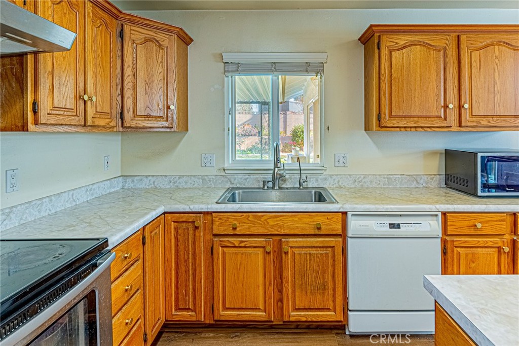 13234 Fonseca Avenue