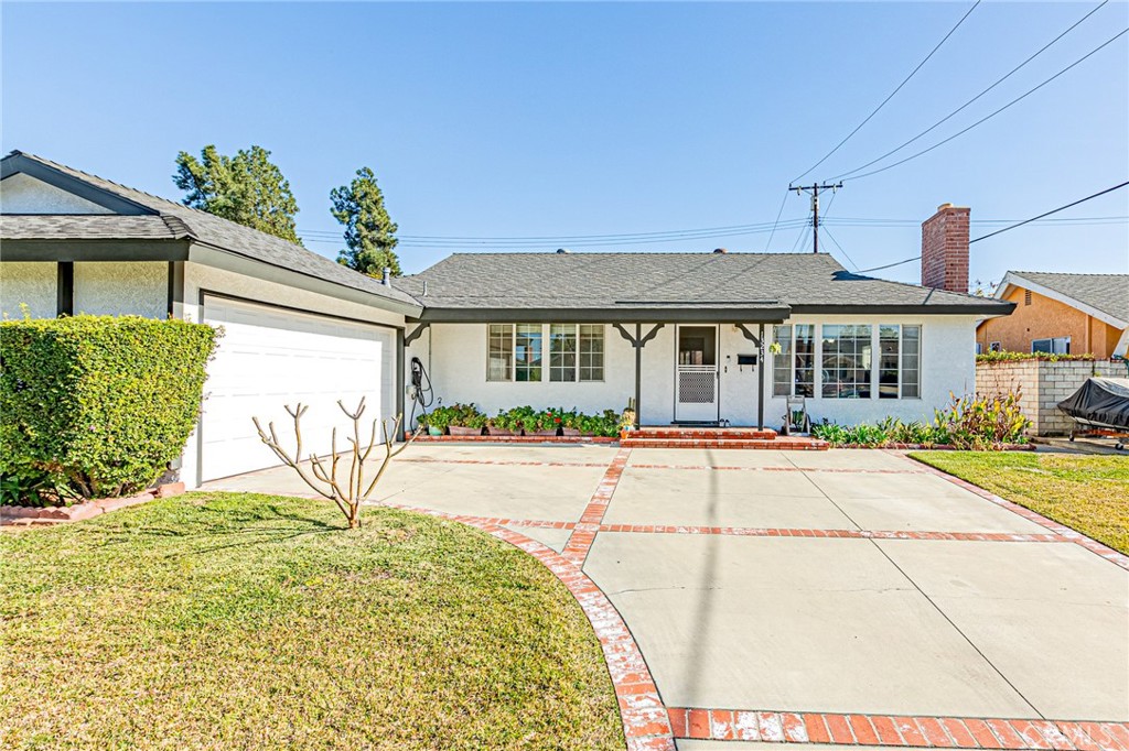 13234 Fonseca Avenue