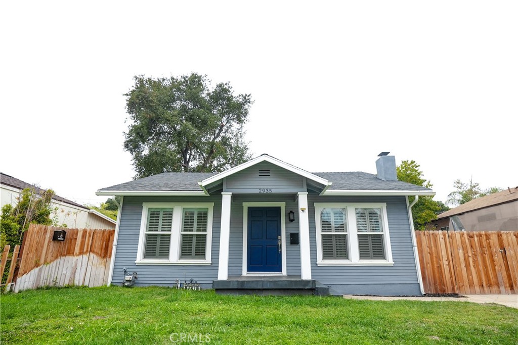2935 La Tierra Street