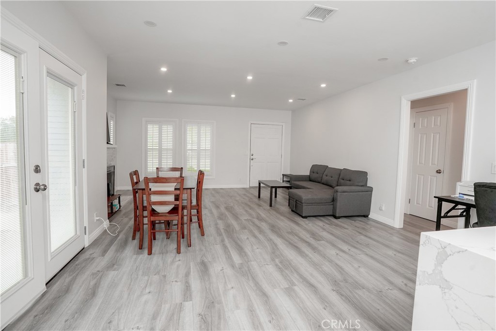 2935 La Tierra Street