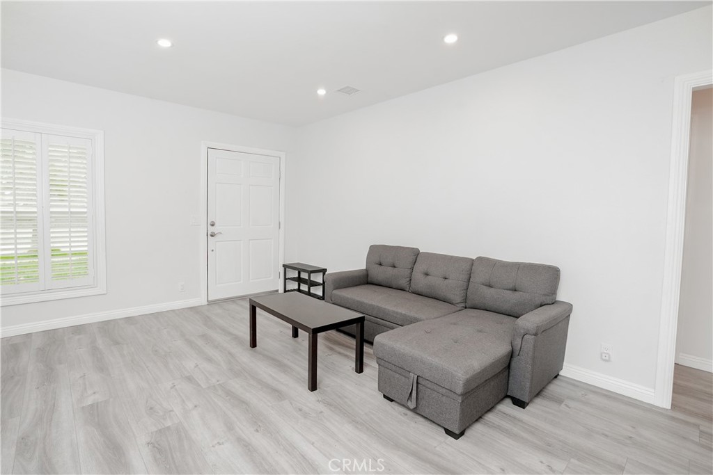 2935 La Tierra Street