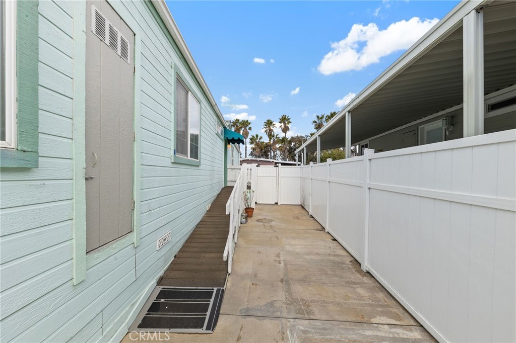 6238 E SEABREEZE Drive 088