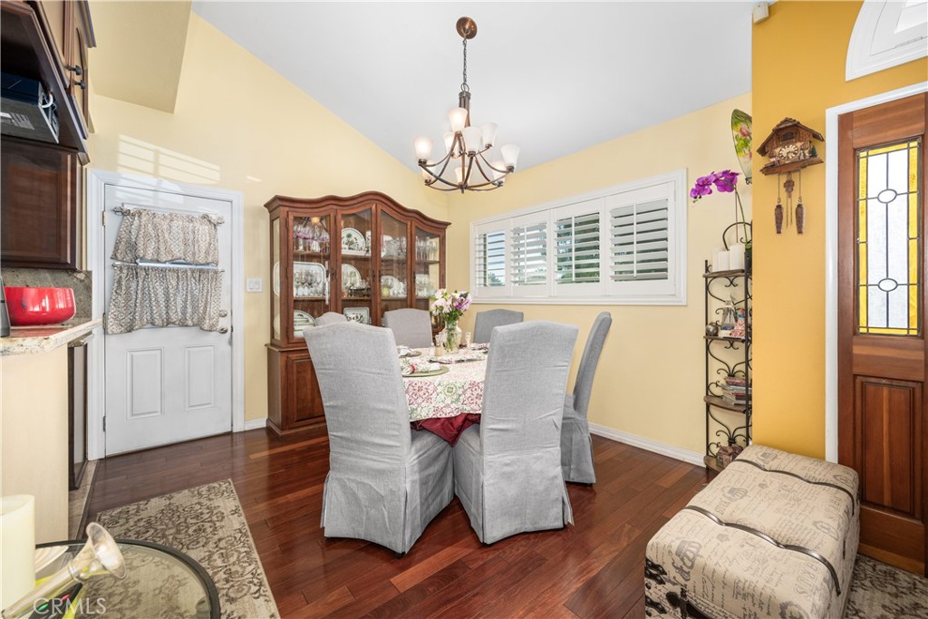 5633 E Spring Street