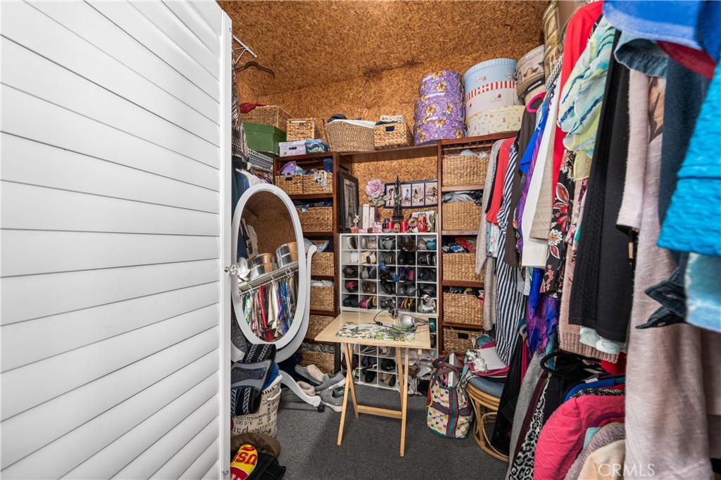 5633 E Spring Street