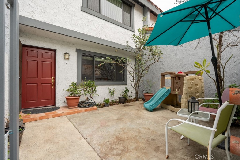 1910 W Palmyra Avenue 7