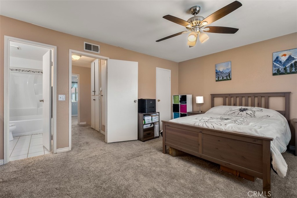 1910 W Palmyra Avenue 7