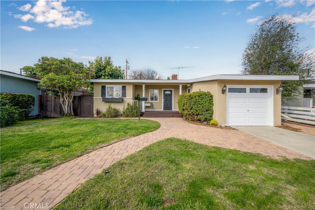 3611 Senasac Avenue
