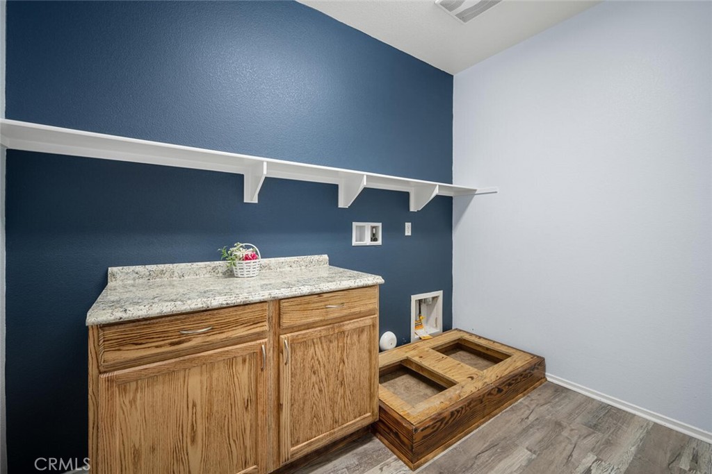 53008 Bantry Bay Street