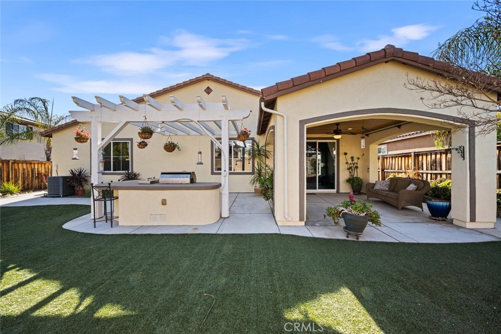 53008 Bantry Bay Street