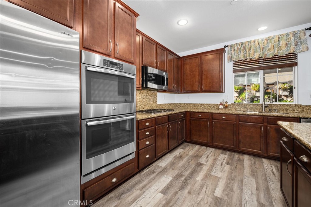 53008 Bantry Bay Street