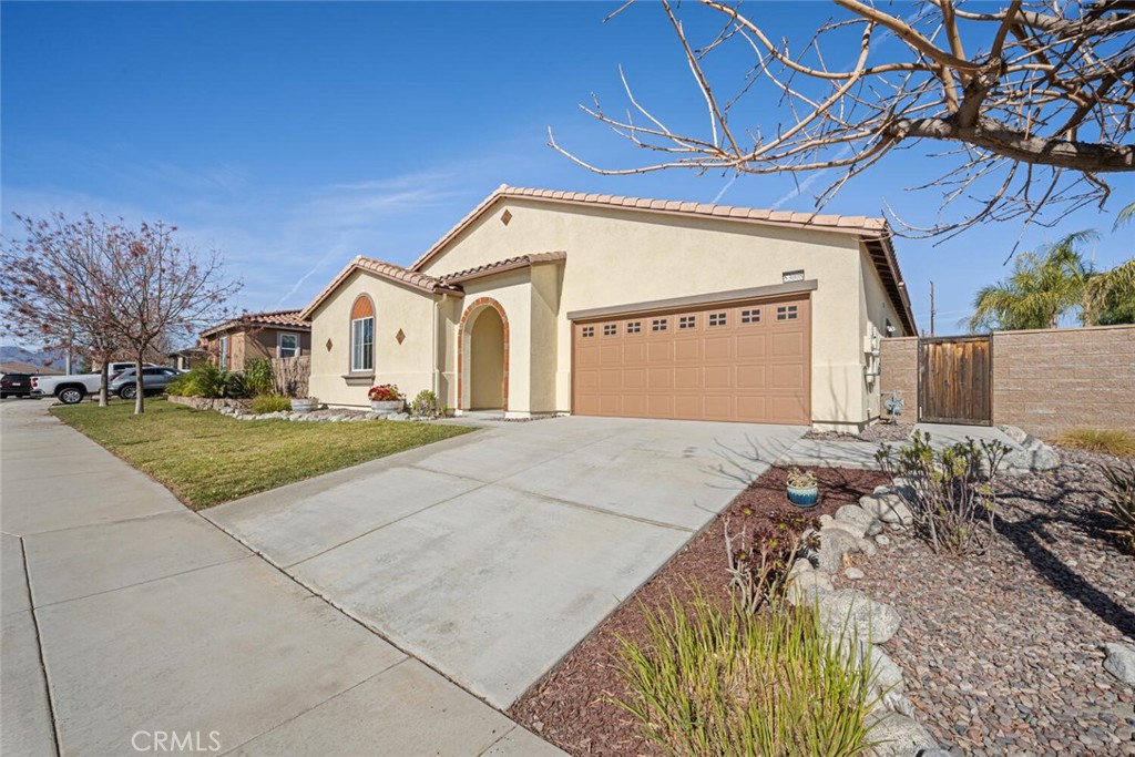 53008 Bantry Bay Street