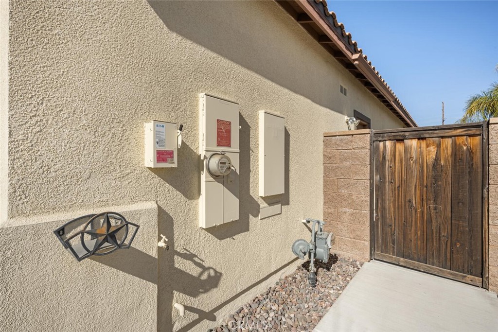 53008 Bantry Bay Street