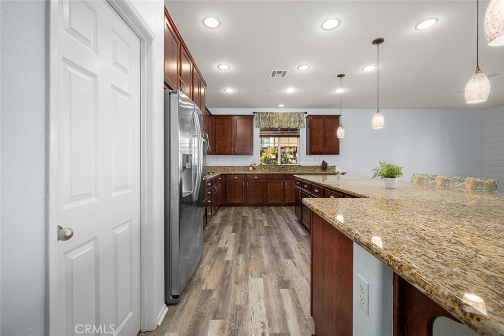 53008 Bantry Bay Street