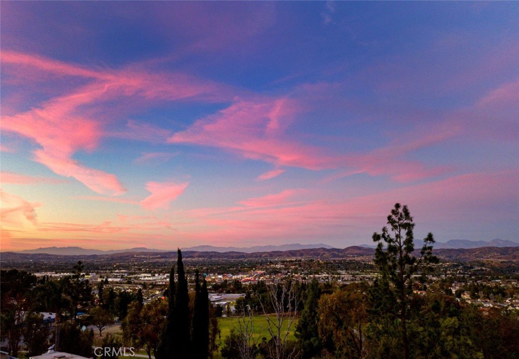 5867 E MOUNTAIN LOOP Trail 11